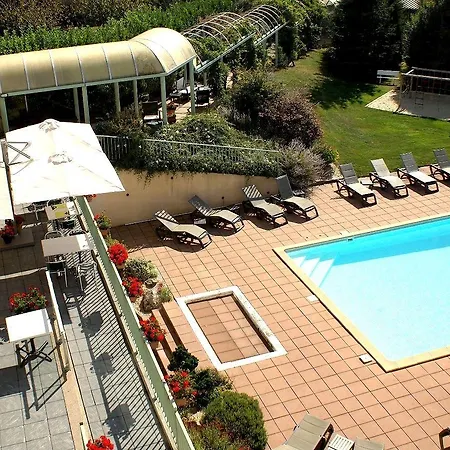 Logis Aloe Hotel Les Herbiers