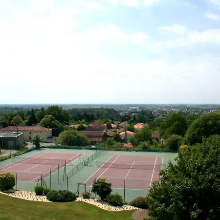 Logis Aloe Hotel Les Herbiers