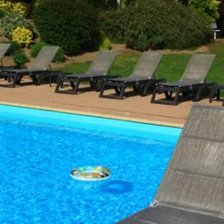 酒店 Logis Aloe 莱塞比耶