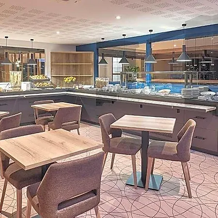 Logis Aloe Hotel