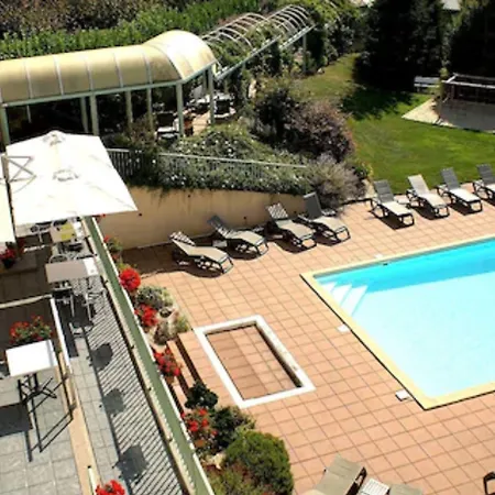 Logis Aloe Hotel
