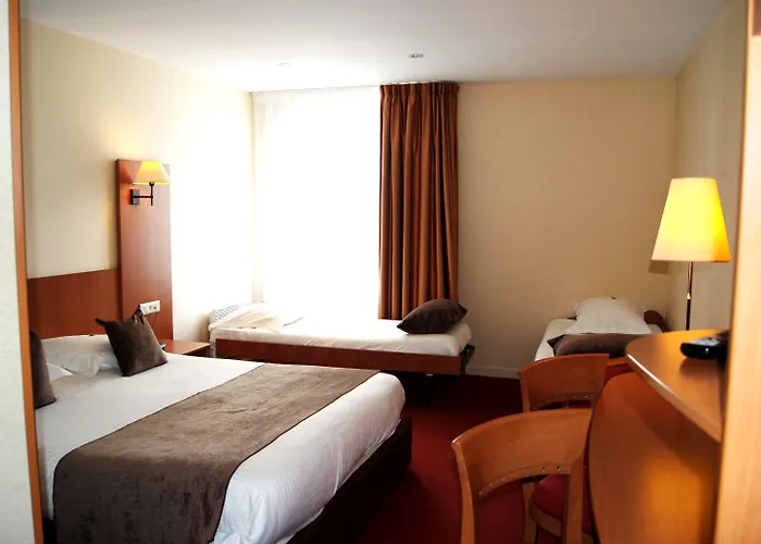 Logis Aloe Hotel Les Herbiers