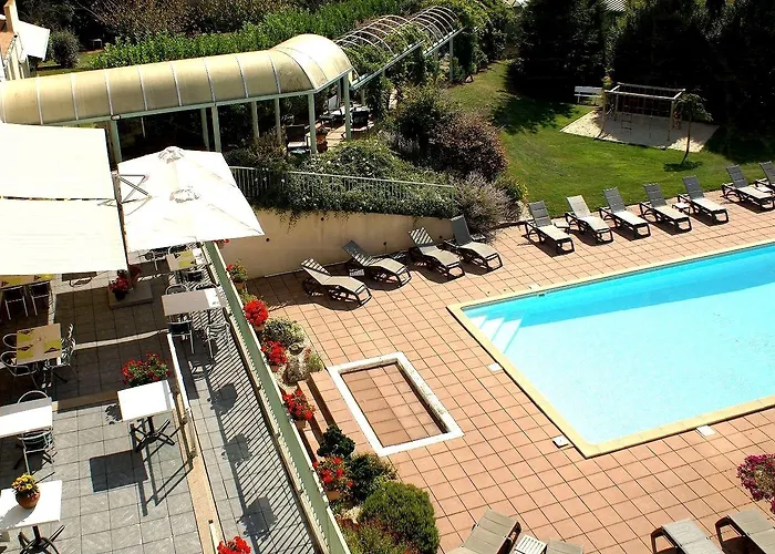 Logis Aloe Hotel Les Herbiers