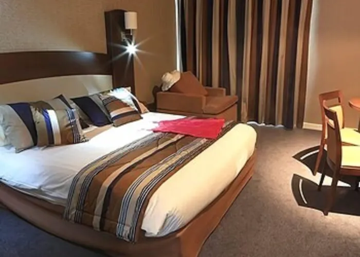 Hotel Logis Aloe Les Herbiers